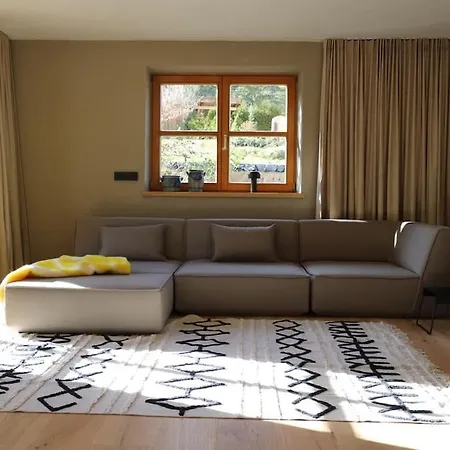 Ferienhaus Am Bach, Design Und Sauna